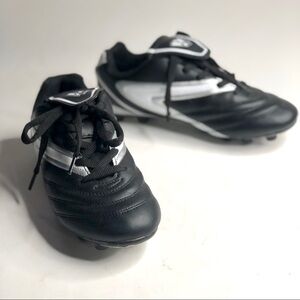 Vizari Verona youth cleats NWOB soccer lacrosse baseball size 5